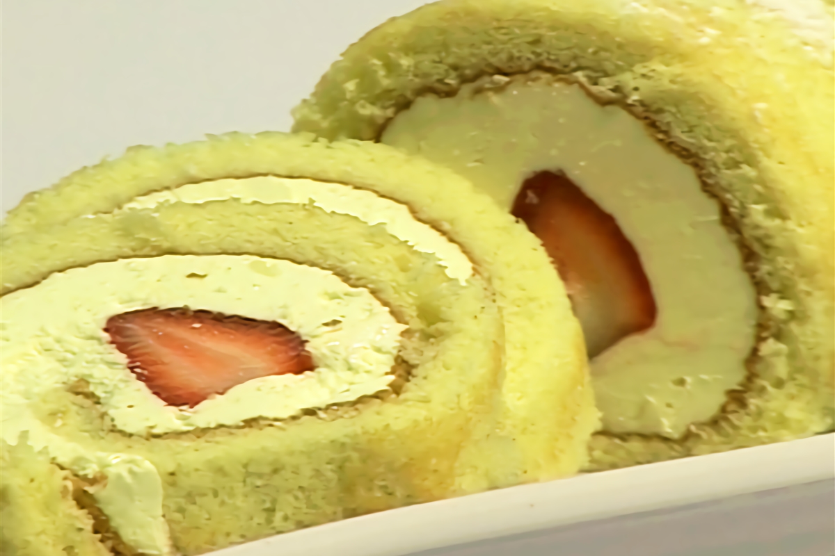 Arrollado De Crema Y Frutillas El Gourmet<script async src=