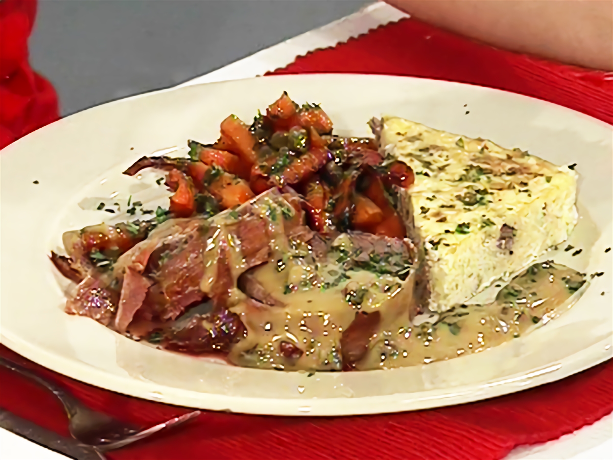 Carne asada con pastel de arroz y zanahorias El Gourmet